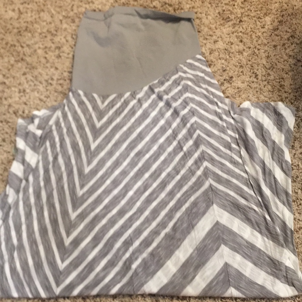 Maxi maternity skirt
